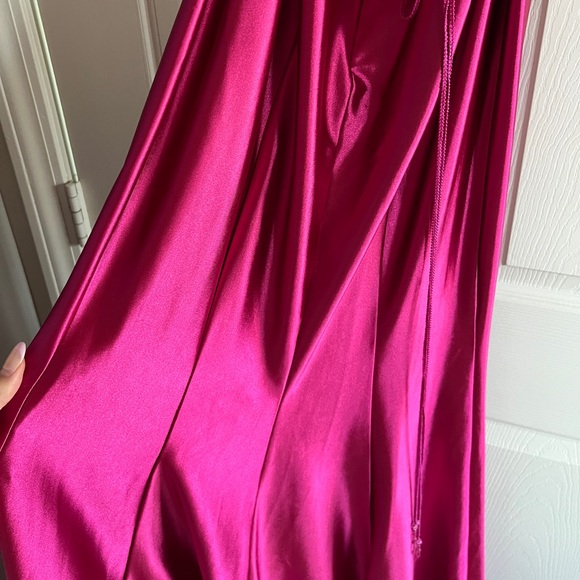 magenta ellie wilde prom dress (nwt!) - Picture 6 of 8